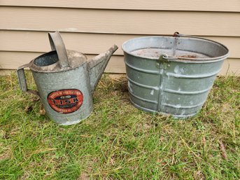 Galvanized Watercan Tub Lot