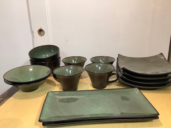 Modern Square Plates- Stoneware Dishes