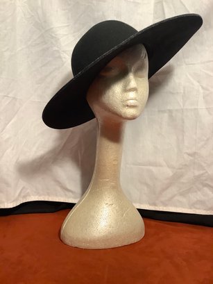 Ladies Stylish Wool Hat