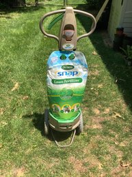 Scotts Snap Fertilizing System