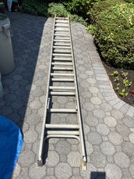 28 Foot Aluminum Extension Ladder