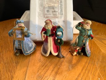 New Thomas Kinkade  Old World Santas Ornaments Lot 2