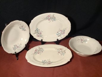 2 Large Serving Platters & Matching Serving Bowls