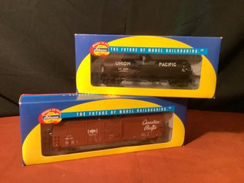 Athearn HO Trains Union. Pacific Tank Car & Box Car