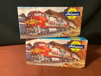 Athearn HO Trains In Miniature  Caboose & Chem Car