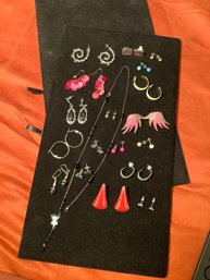 Costume Jewelry Over 18 Pieces In All