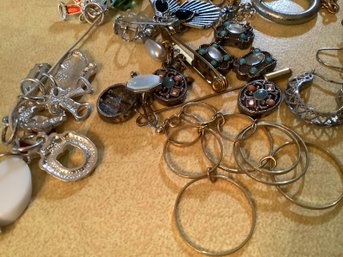 Mis-matched & Broken Jewelry Lot