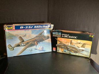 Model Military Airplanes  AMT Ertl, Revell