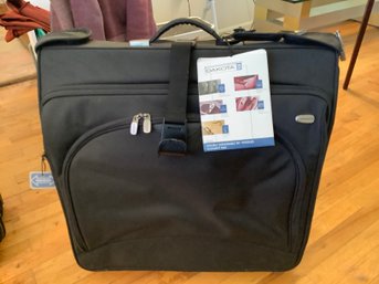 New Dakota Tumi Garment Bag Lot 2