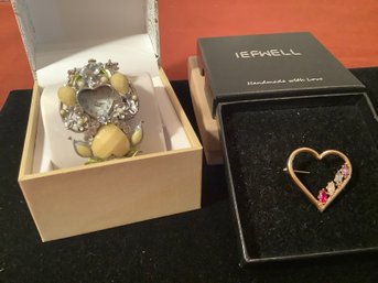 NEW IEFWELL HEART PIN &  SHELL STYLE WATCH IN ORIGINAL BOXES