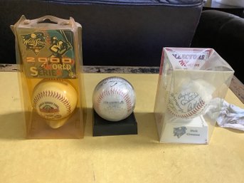 Subway Series, 200 Wolrld Series And Ken Griffey Jr Signed  Baseballs