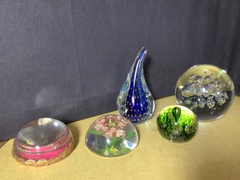 Another  Group Of Paper Weights-Vintage To Modern