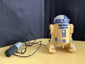 Star Wars-R2 D2  W/ Battery Remote