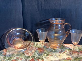 Depression Glass Large Pitcher , Glasses & Serving Bowl