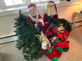 Super Xmas Lot-Standing Santa, Snowman,Wreath & More