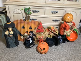 Halloween Decor