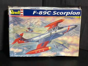 Model Military Airplanes Revell