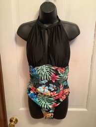 New- Ladies One Piece Bathing Suit