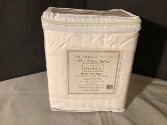 New Deluxe Queen Sheet Set