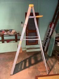 8 Foot Aluminum Step Ladder