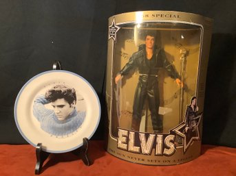Elvis 68 Boxed Doll-the Sun Never Sets On A Legend