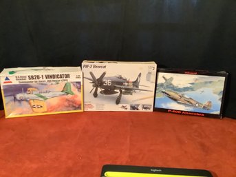 Model Military Airplanes  Eduard, Testors, Accurate Miniatures