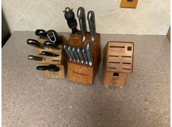 Kitchen Knives And Wood Blocks