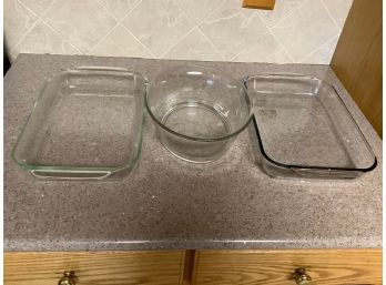 Pyrex Bakeware