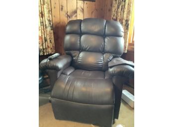 Reclining Lounge Chair With Remote Controls