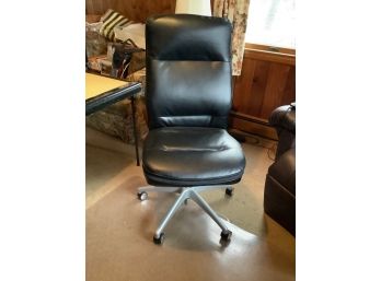 Executive Desk Chair