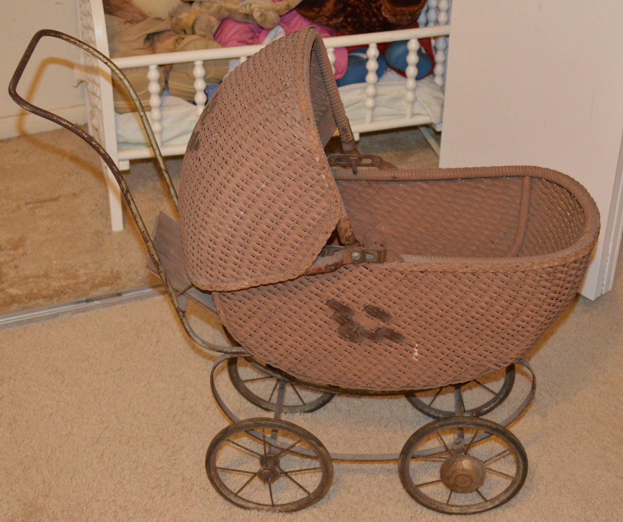 Antique Wicker Baby Buggy, Pram With Reversible Quilt #9880 ...