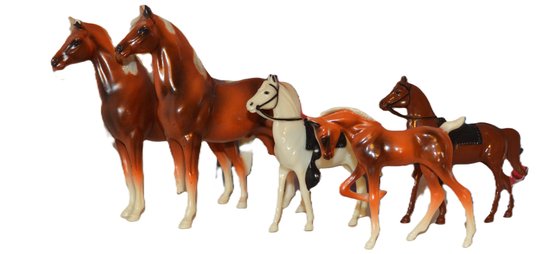 5 Plastic Horses - Vintage 1950's Toys