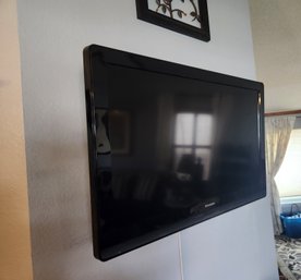 45' Sylvania Television, TV, HD, USB