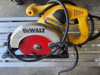 DeWalt Circular Saw, Power Tool