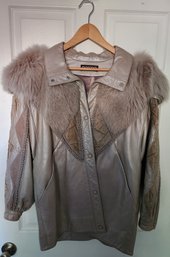 1960s/70s Vintage Women's Leather Coat With Blue Fox Fur, Size Small