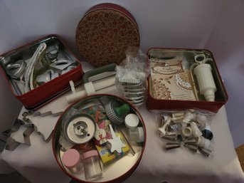 Large Lot Of Vintage Cookie Cutters, Cake Decorating, Tins, Icing, Kitchen Tools