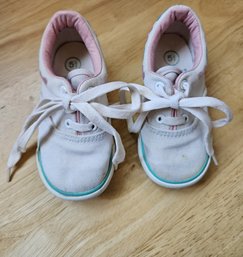 9 Pairs Girl Baby Shoes, Toddler, Sizes 4-8 - See All Pics