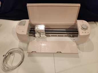 Cricut Personal Expression Cutter, Paper Crafts, Crafting Machine