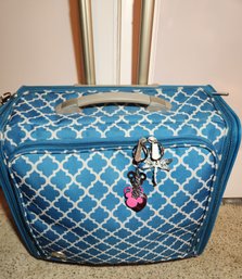 We R Memory Keepers Rolling Craft Cropping Tote, Suitcase, Crafting, Teal/light Blue