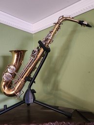 Bundy Saxophone, With Case & Two Stands, Musical Instrument, Woodwind