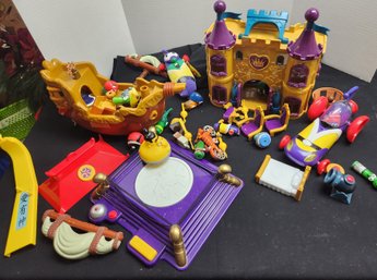 Veggie Tales Toys, Bob Tomato, Wide Variety, Pirate Ship, Castle, Sumo, Larry Cucumber