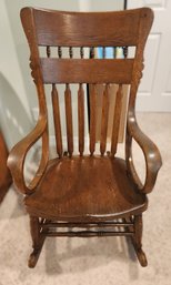 Vintage Solid Wood Rocking Chair 24.5' X 34' X 42'