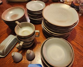 Francoma Pottery Dish Dining Set, Plates - 45 Pcs