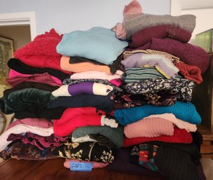 75 Women's Sweaters: All Seasons, Styles - Some Vintage, Clothing, Sizes XL, 1XL, Some Large & 2XL