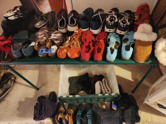 Over 15 Prs. Women's Shoes 8, 8.5, Some 7.5, Aerosoles, Ryka, Merona, Naturalizer, Skechers