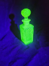 Updated Info: Uranium/vaseline Glass Perfume Bottle With Stopper, Vintage Aperitif Goblets