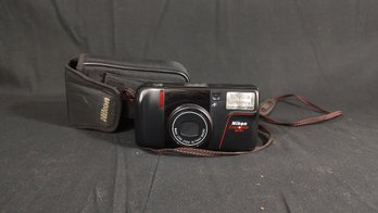 Nikon Zoom Touch 400 Camera