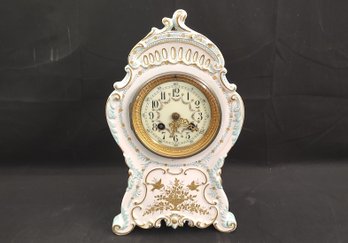 Medalle De Bronze Porcelain Mantle Clock