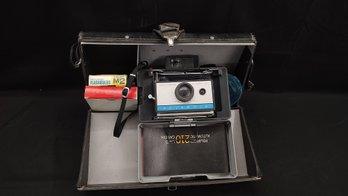 Polaroid 210 Automatic Land Camera Set
