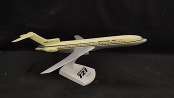 Model Boeing 727-200